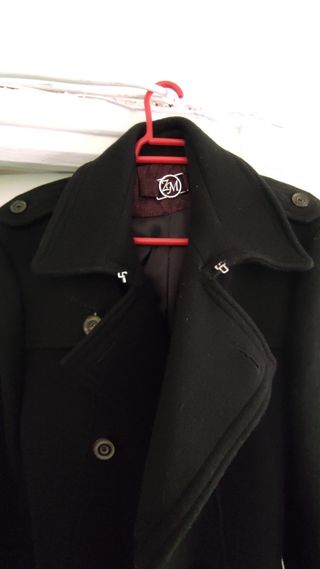 Abrigo Zara Man negro talla S