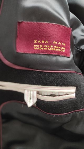 Abrigo Zara Man negro talla S