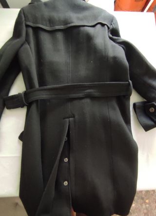 Abrigo Zara Man negro talla S