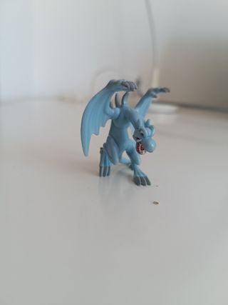 Figura Dragón Alado Yu-Gi-Oh!