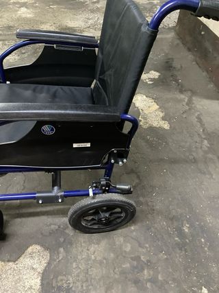 Vendo silla ruedas en perfecto estado. 