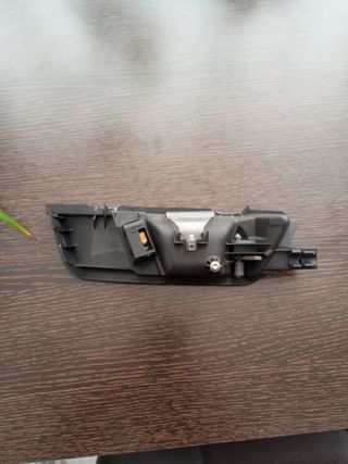Maneta puerta Audi A4 + interruptor