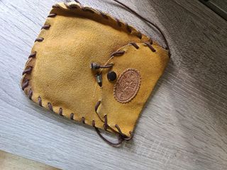 Bolso ante amarillo vintage