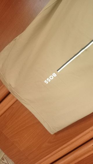 Camiseta BOSS beige