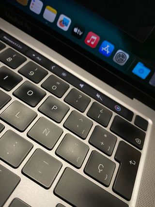 MacBook Pro M2 16GB 500GB COMO NUEVO