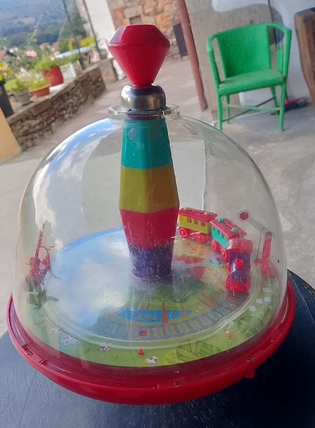 Peonza musical tren juguete