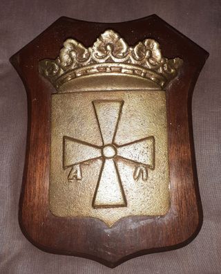 Metopa Cruz de la victoria asturiana.
