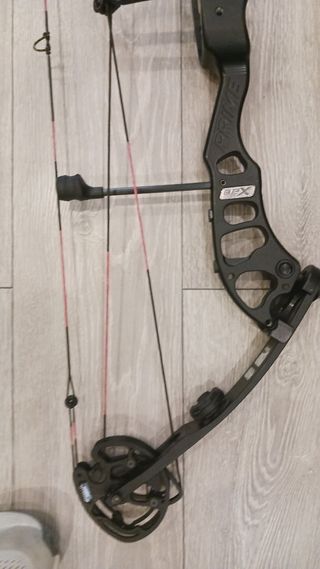 Arco compuesto Prime One Stx V2 36"