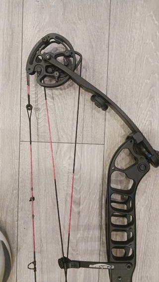 Arco compuesto Prime One Stx V2 36"