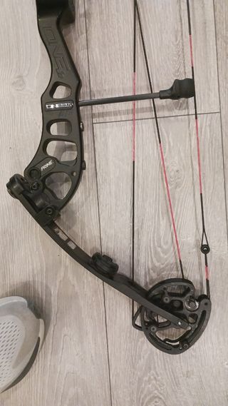Arco compuesto Prime One Stx V2 36"