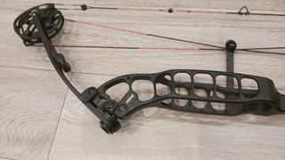Arco compuesto Prime One Stx V2 36"