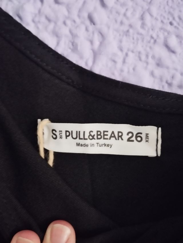 Vestido negro asimétrico