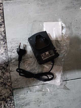 Cargador batería 12V Li-ion
