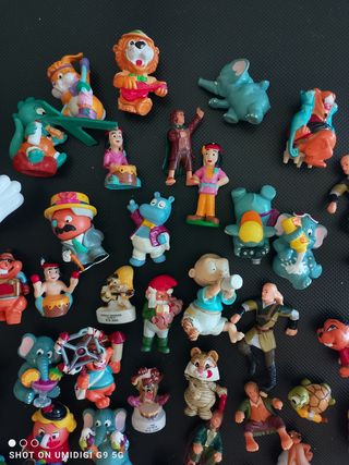 Lote Figuras Kinder,Mickey,Mario 