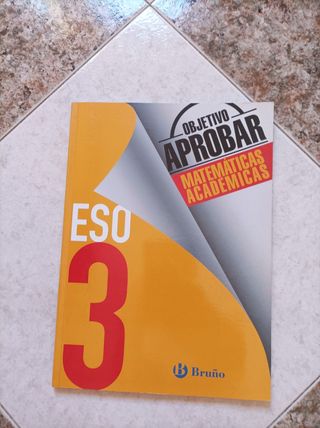 Variedad de libros académicos.