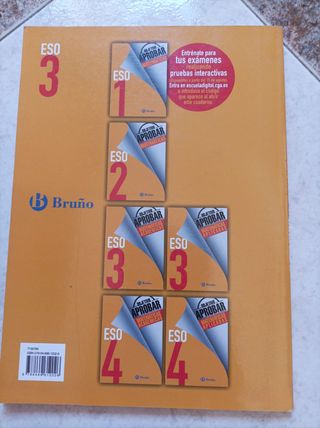 Variedad de libros académicos.