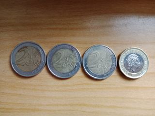 3x 2€ + 1£: Monedas usadas