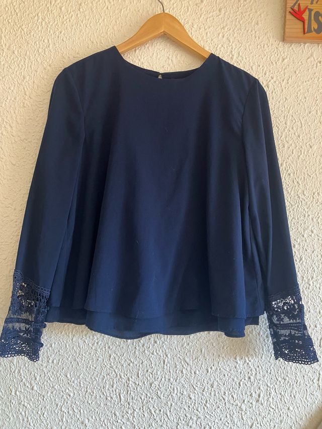 Blusa azul marino-mangas largas (talla M - mujer)