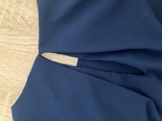 Blusa azul marino-mangas largas (talla M - mujer)