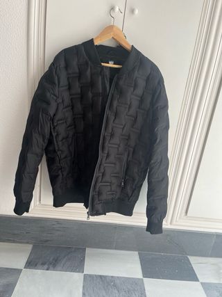 Chaqueta acolchada negra