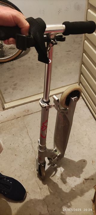 Patinete S-300 usado