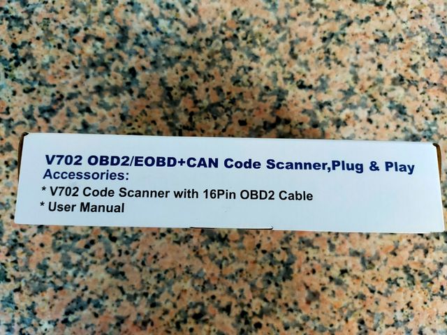 Escáner OBD2 V702: Diagnóstico Auto