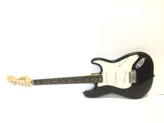E449863-0 Guitarra Electrica Squier Start