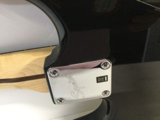 E449863-0 Guitarra Electrica Squier Start