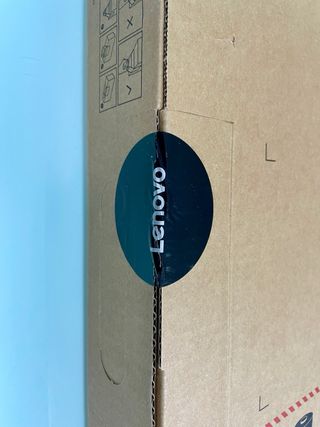 Portátil Lenovo IdeaPad Slim 3