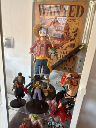 Figuras/Funko Pops Dragon Ball/One Piece
