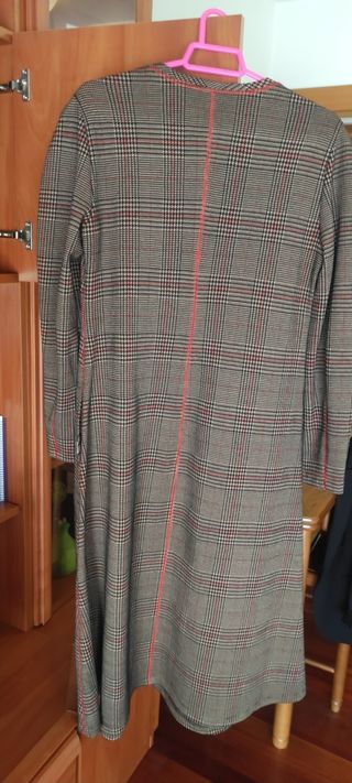 Vestido midi otoño-invierno nuevo.