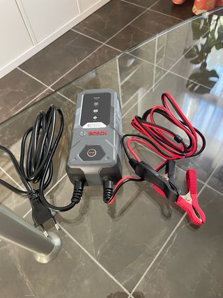 Cargador Bosch C10 - 12V/3,5A