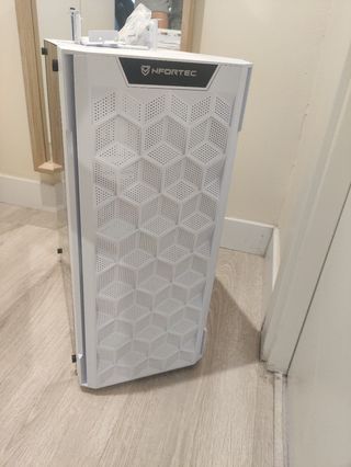 Caja PC Nfortec Azir blanca