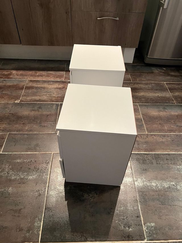 Mesitas noche blancas - 2 uds