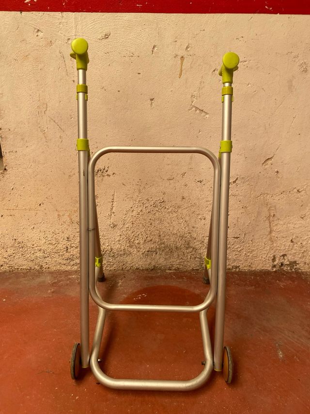 Andador para personas mayores