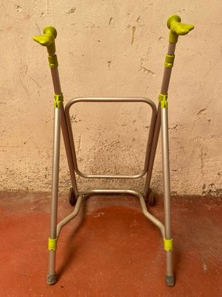 Andador para personas mayores