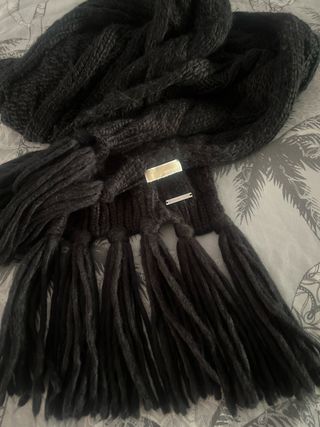 Bufanda Michael Kors negra - Tejida