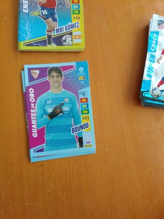 Cromos de fútbol:  son del 22 23