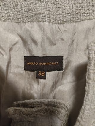 Traje Chaqueta  Falda lapiz Adolfo Domínguez beige