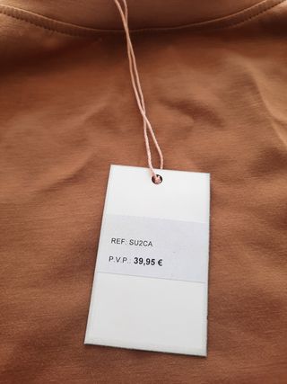 Sudadera local.nueva con etiquetas 