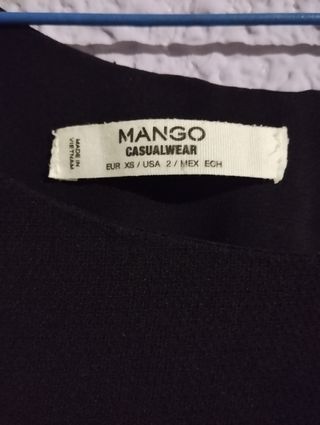 Mono negro elegante