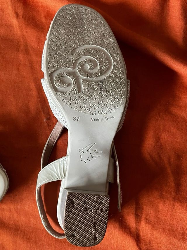 Sandalias Pitillos beige