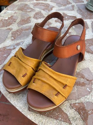 Sandalias Sergiotti de cuero, Cunya Fina. 