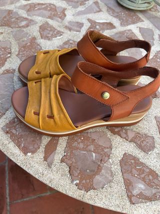 Sandalias Sergiotti de cuero, Cunya Fina. 