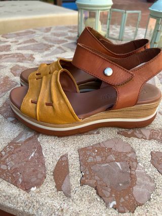 Sandalias Sergiotti de cuero, Cunya Fina. 