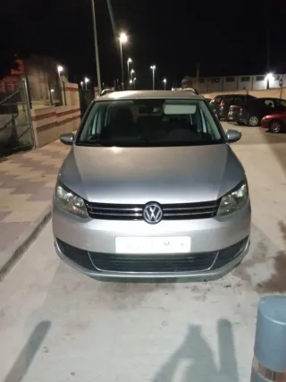 Volkswagen Touran 2012