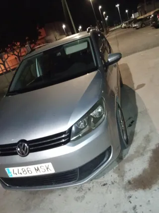 Volkswagen Touran 2012