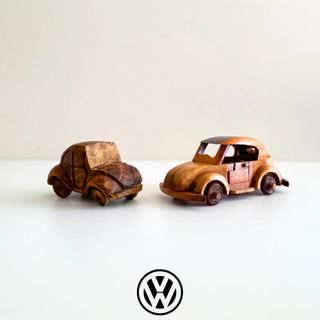 2 Carros VW Beetle Madeira Artesanal