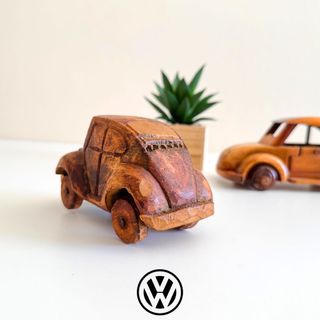 2 Carros VW Beetle Madeira Artesanal