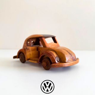 2 Carros VW Beetle Madeira Artesanal